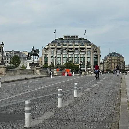 Luxe Paris Seine *
